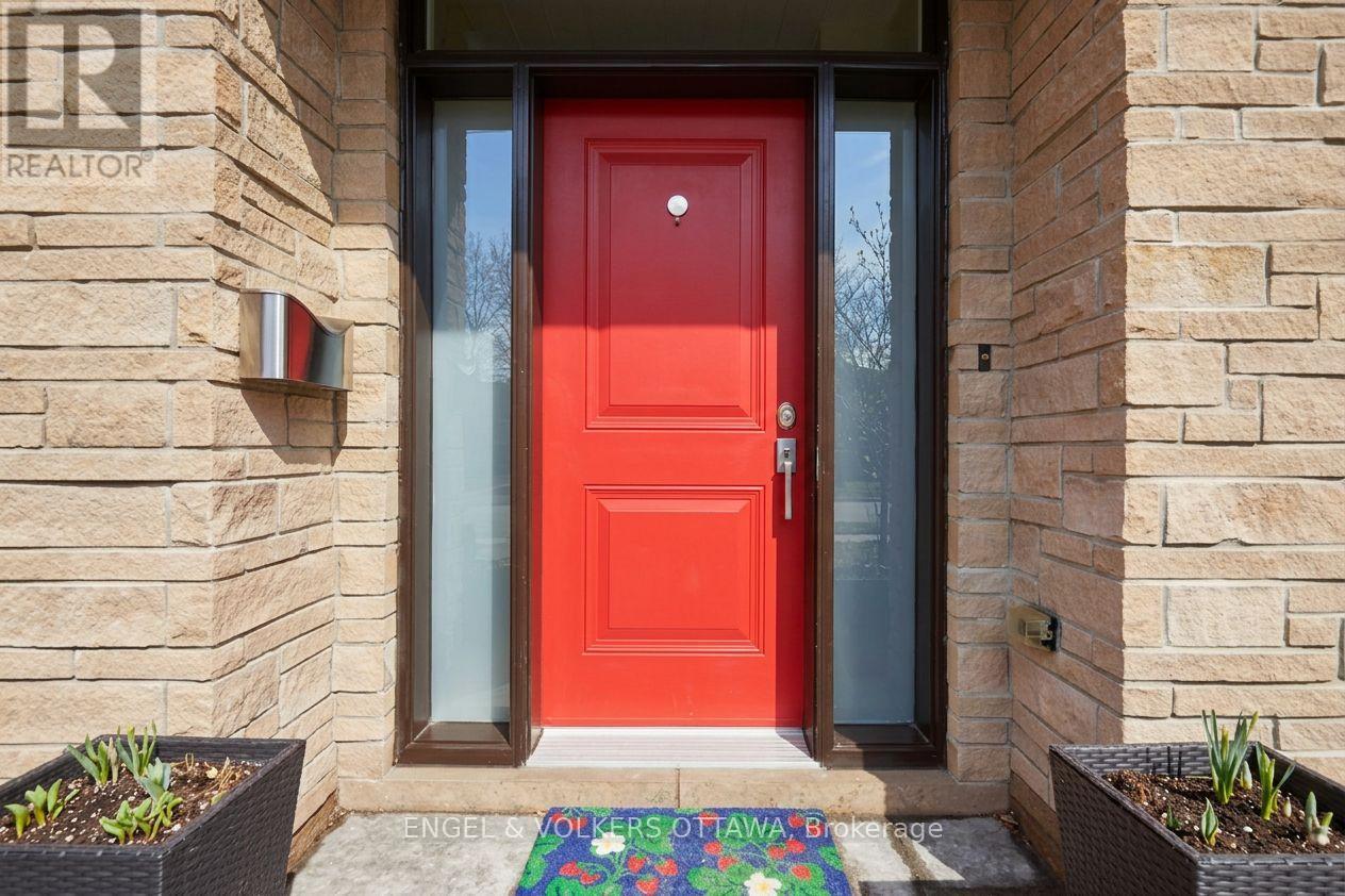 340 BYRON AVENUE, Ottawa, Ontario, K1Z5V4 — Photo 3