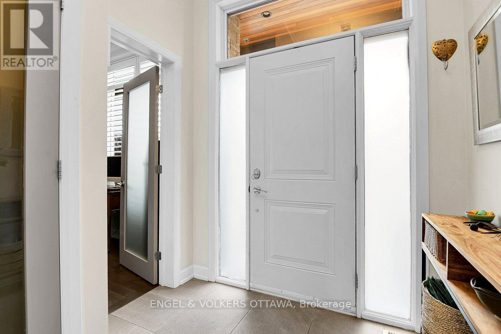 340 BYRON AVENUE, Ottawa, Ontario, K1Z5V4 — Photo 5