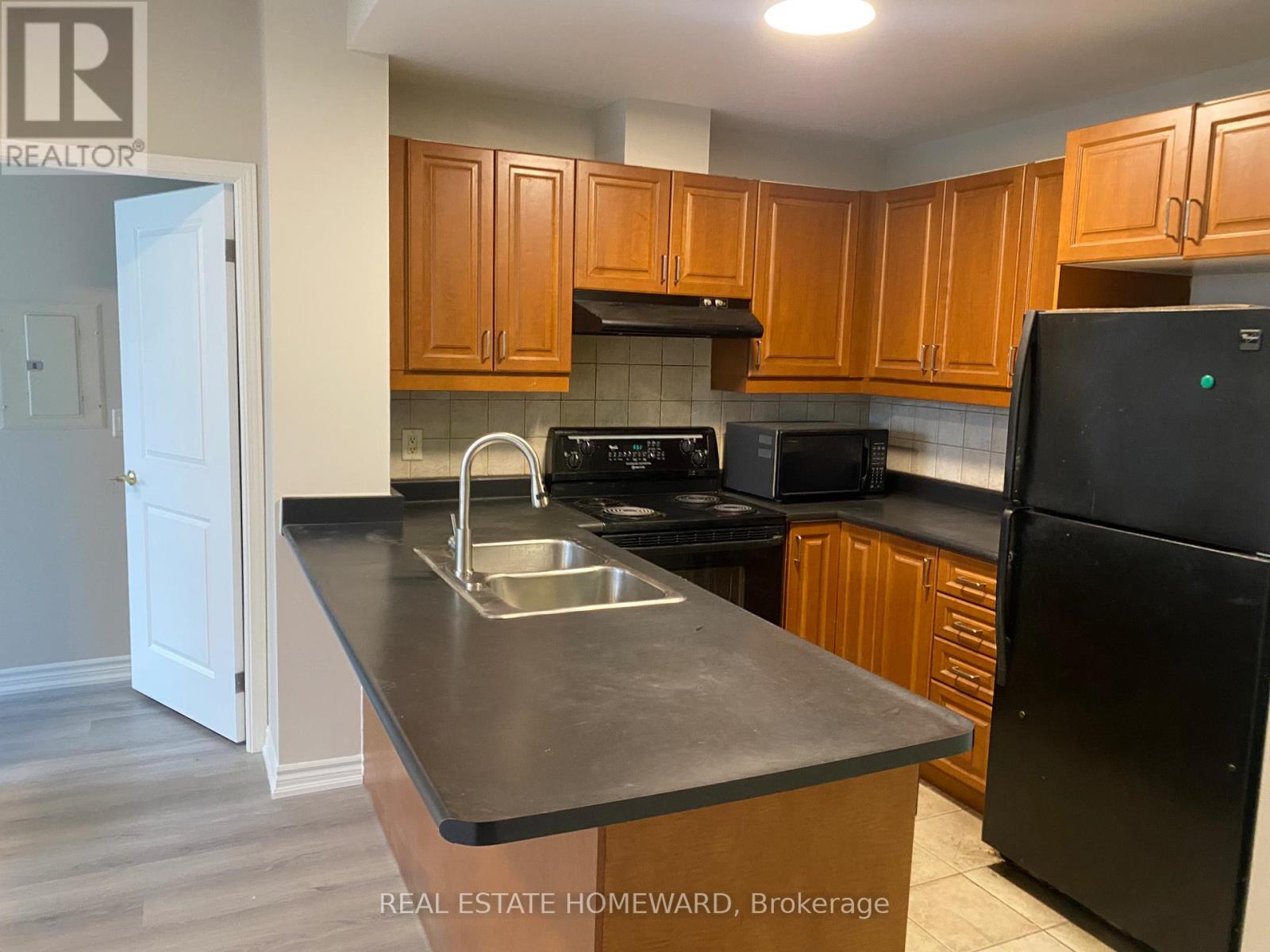 1005 - 28 BYNG AVENUE, Toronto (Willowdale East), Ontario, M2N7H4 — Photo 3