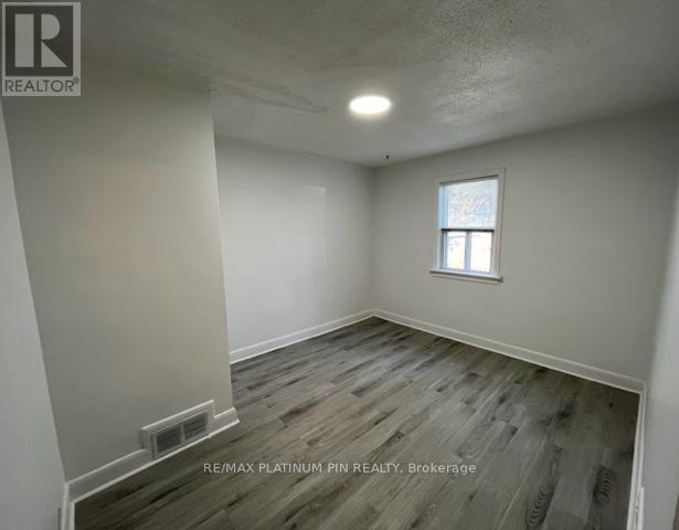 194 FLORENCE AVENUE, Toronto (Lansing-Westgate), Ontario, M2N1G4 — Photo 8