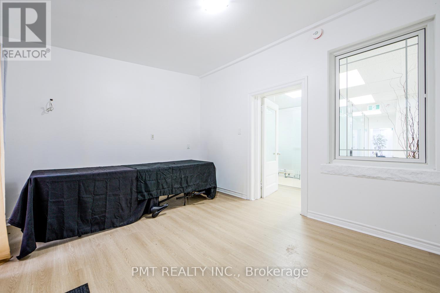 1092 BATHURST STREET, Toronto (Annex), Ontario, M5R3G9 — Photo 18