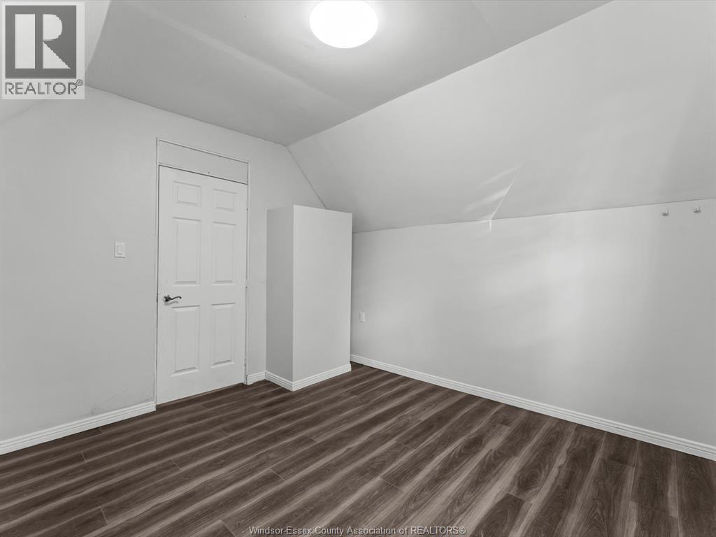 253 CURRY AVENUE, Windsor, Ontario, N9B2B4 — Photo 11