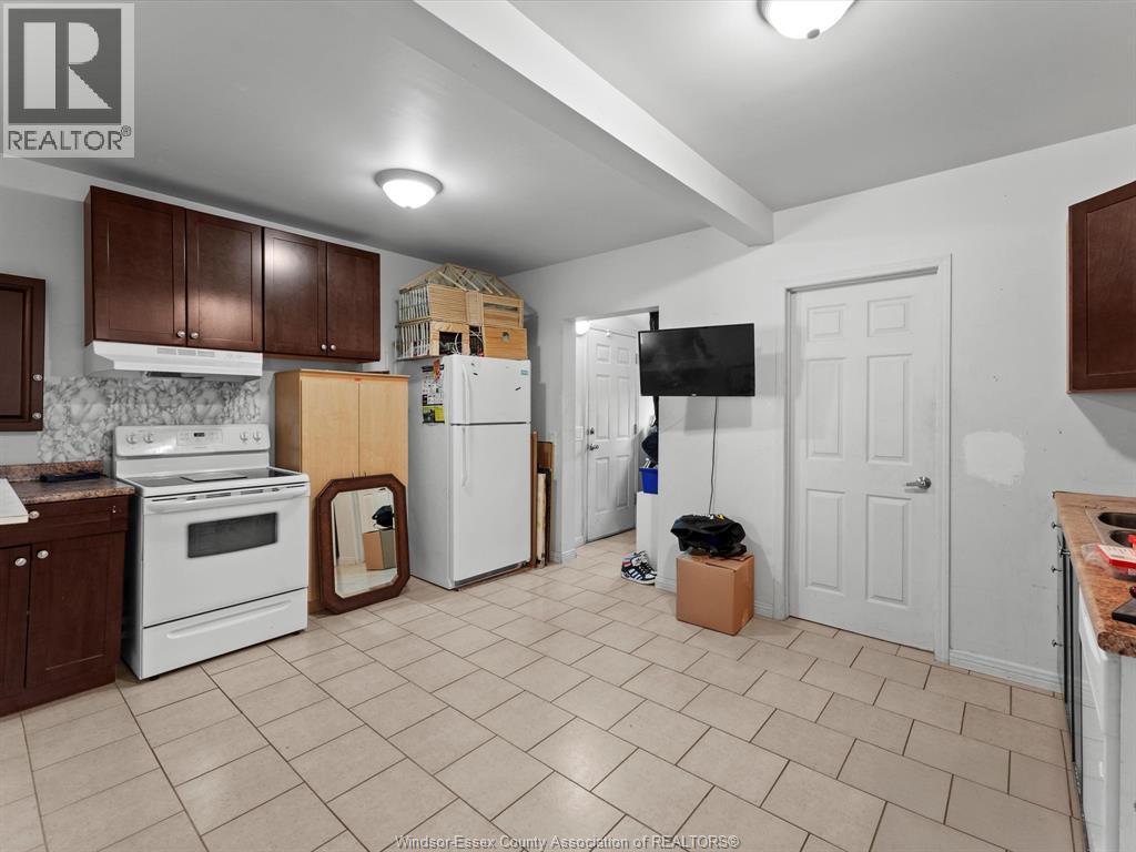 253 CURRY AVENUE, Windsor, Ontario, N9B2B4 — Photo 18