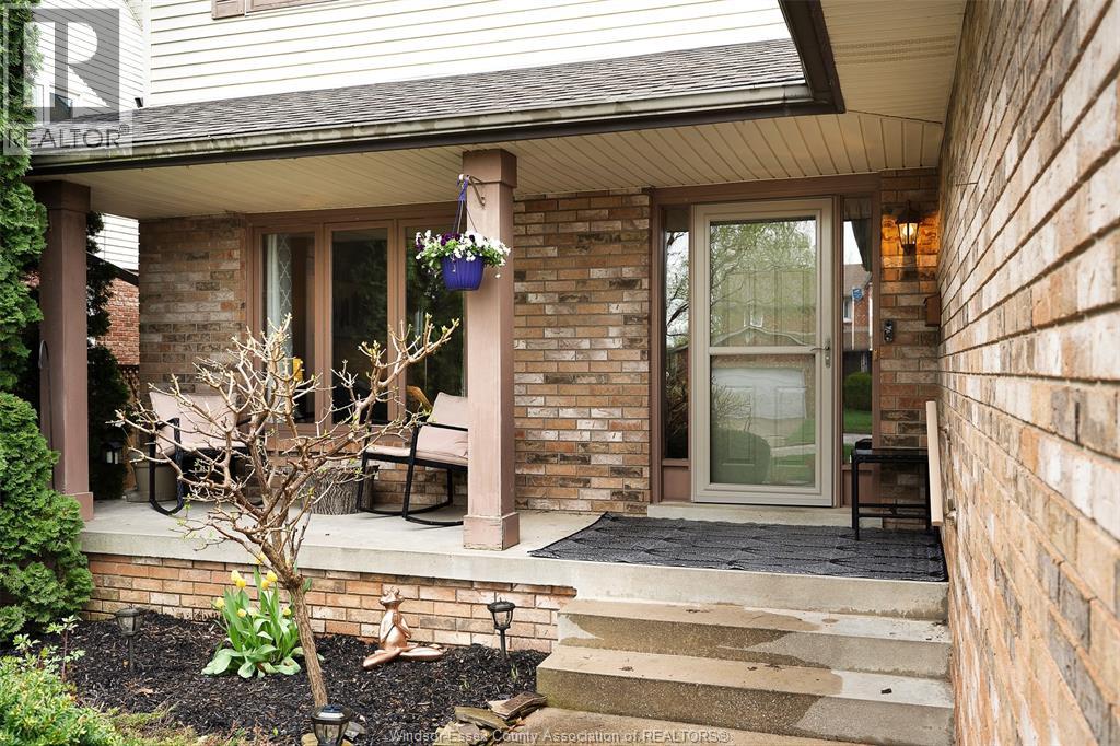 451 GAUTHIER DRIVE, Tecumseh, Ontario, N8N2E3 — Photo 4