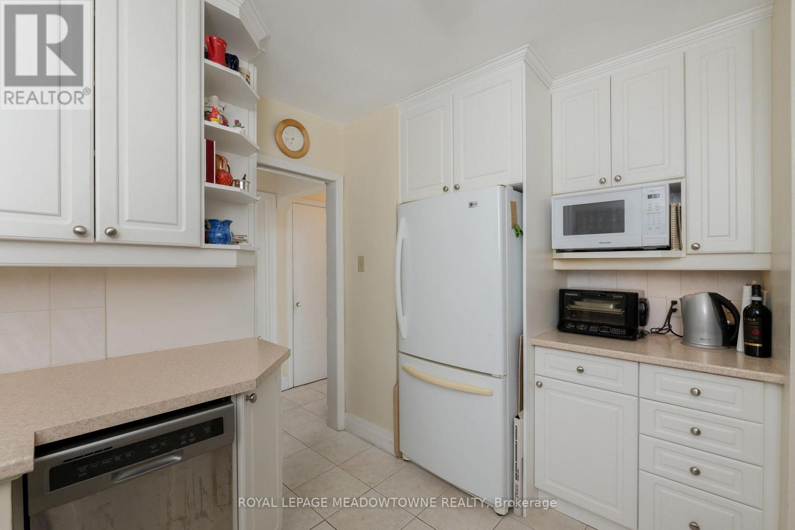 208 MARTIN STREET, King (King City), Ontario, L7B1J5 — Photo 18