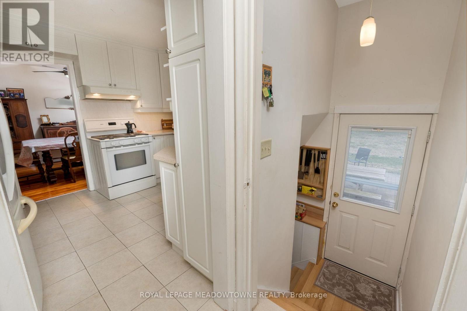 208 MARTIN STREET, King (King City), Ontario, L7B1J5 — Photo 24