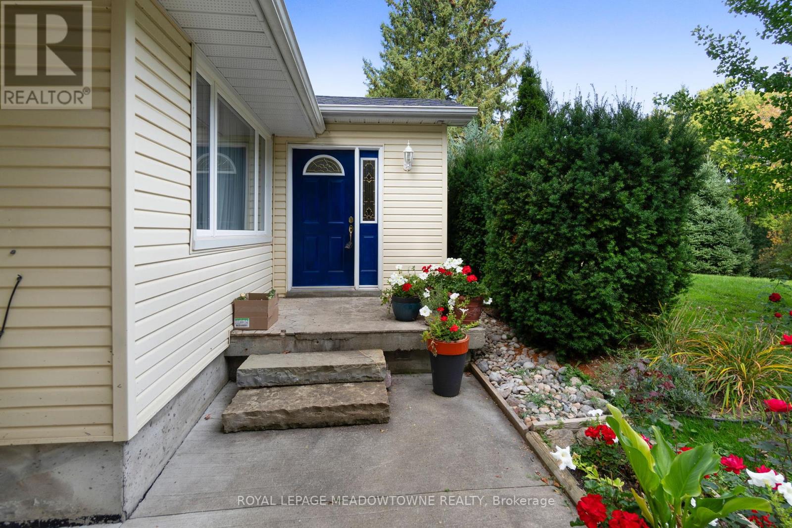 208 MARTIN STREET, King (King City), Ontario, L7B1J5 — Photo 9