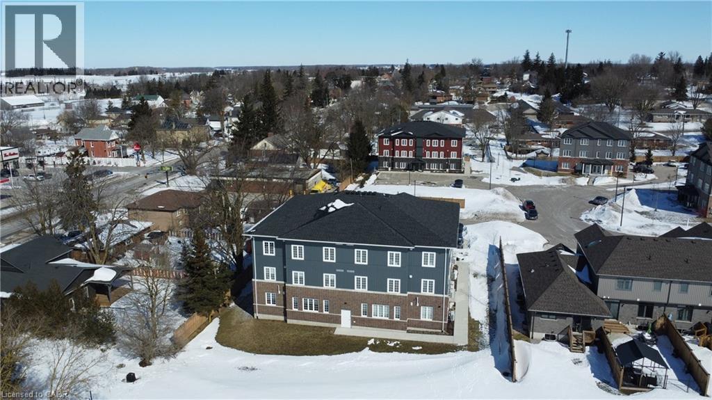 25 MURRAY Court Unit# 1, Milverton, Ontario, N0K1M0 — Photo 4