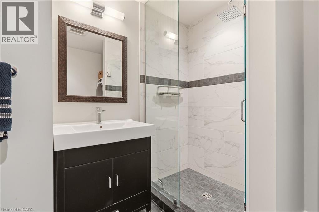 7 CENTRAL PARK Avenue, Dundas, Ontario, L9H2M5 — Photo 30