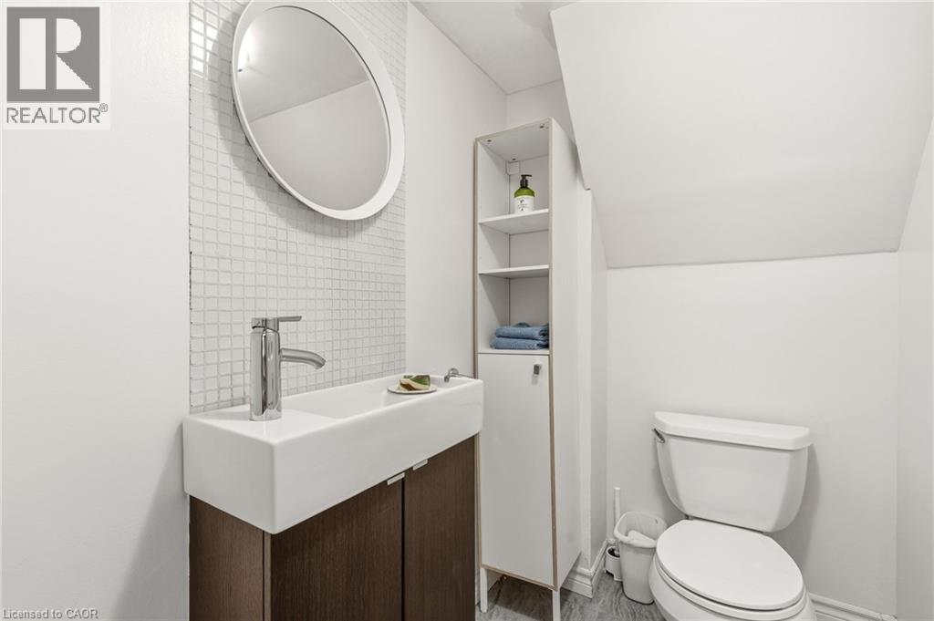 7 CENTRAL PARK Avenue, Dundas, Ontario, L9H2M5 — Photo 41