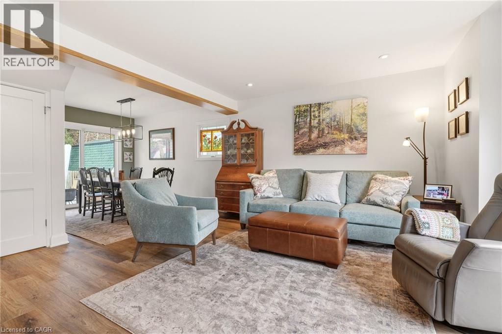 7 CENTRAL PARK Avenue, Dundas, Ontario, L9H2M5 — Photo 7