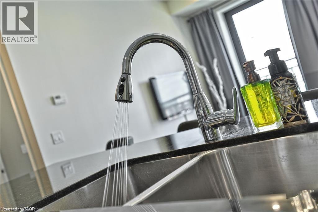 112 KING Street E Unit# 1106, Hamilton, Ontario, L8N1A8 — Photo 10