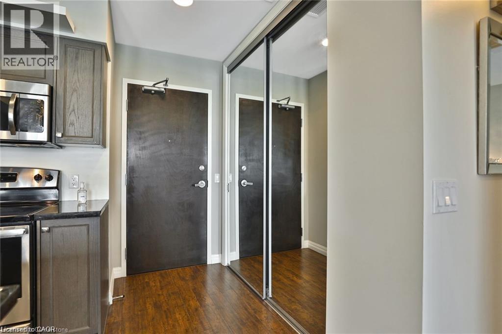 112 KING Street E Unit# 1106, Hamilton, Ontario, L8N1A8 — Photo 6