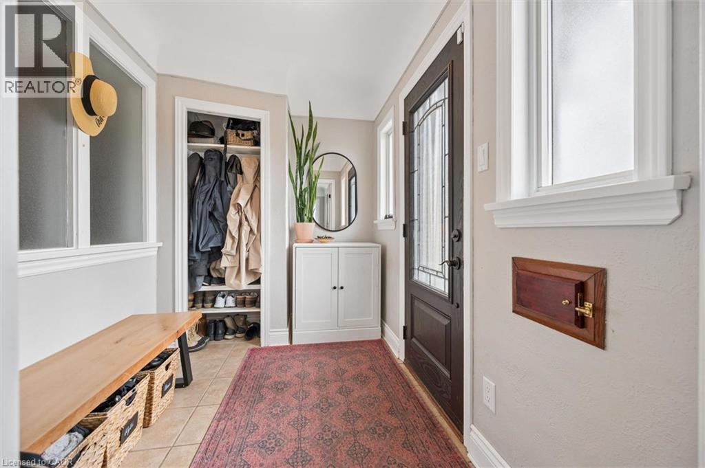 30 SHELDON Avenue N, Kitchener, Ontario, N2H3M2 — Photo 11
