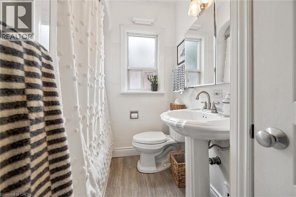 30 SHELDON Avenue N, Kitchener, Ontario, N2H3M2 — Photo 20