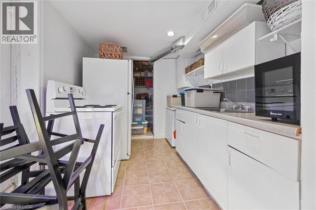 30 SHELDON Avenue N, Kitchener, Ontario, N2H3M2 — Photo 37