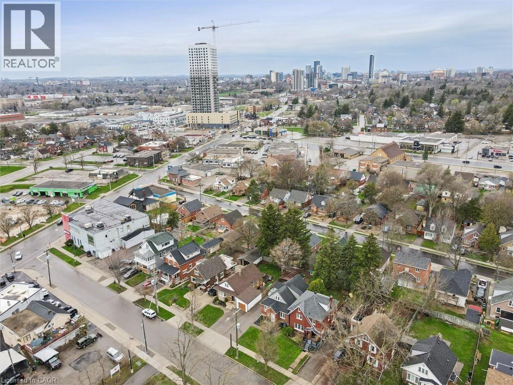 30 SHELDON Avenue N, Kitchener, Ontario, N2H3M2 — Photo 4