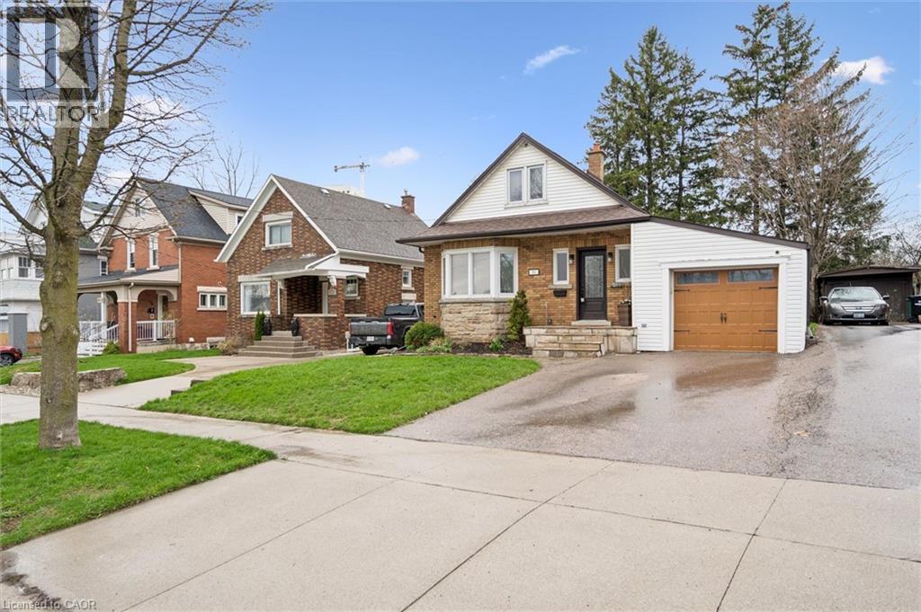 30 SHELDON Avenue N, Kitchener, Ontario, N2H3M2 — Photo 7