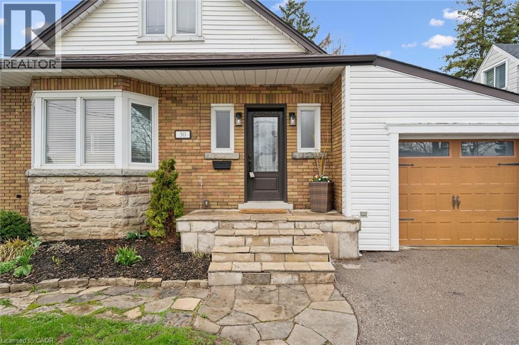 30 SHELDON Avenue N, Kitchener, Ontario, N2H3M2 — Photo 9