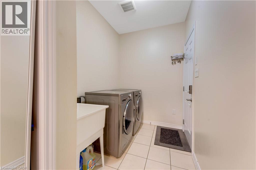 667 LINDEN Drive, Cambridge, Ontario, N3H0B6 — Photo 18