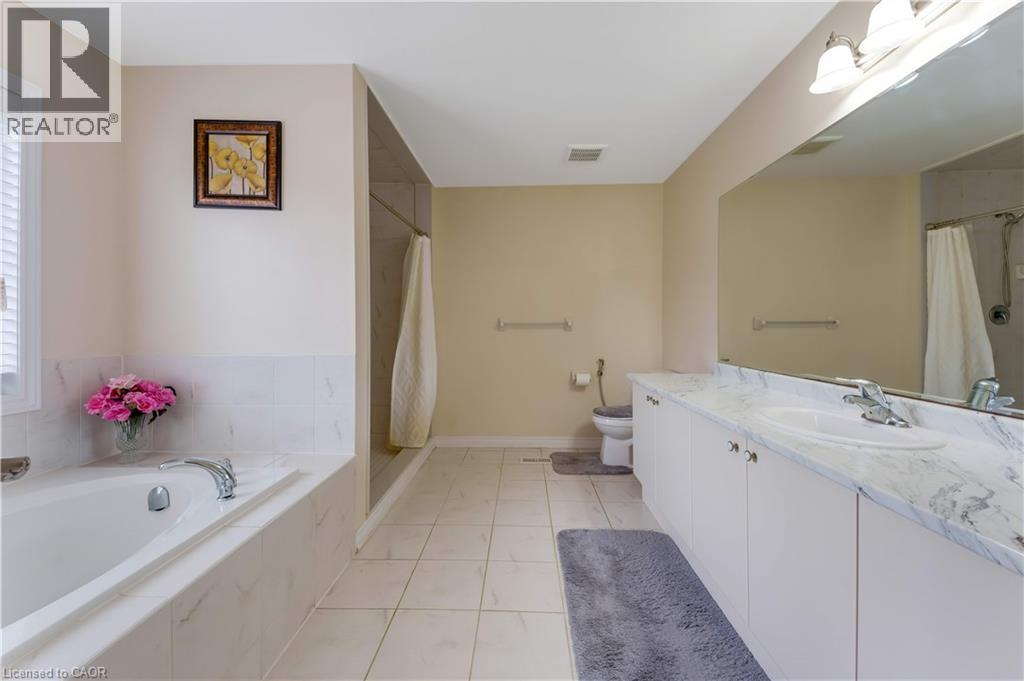 667 LINDEN Drive, Cambridge, Ontario, N3H0B6 — Photo 35