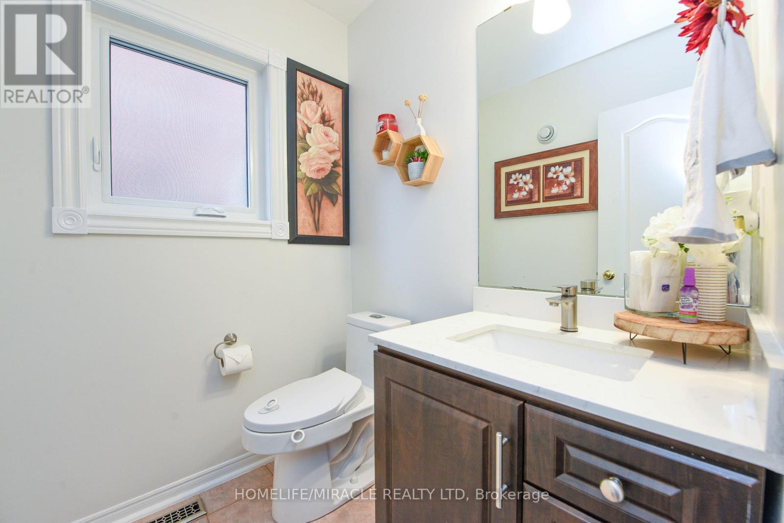 113 SECLUSION CRESCENT, Brampton (Sandringham-Wellington), Ontario, L6R1K8 — Photo 10