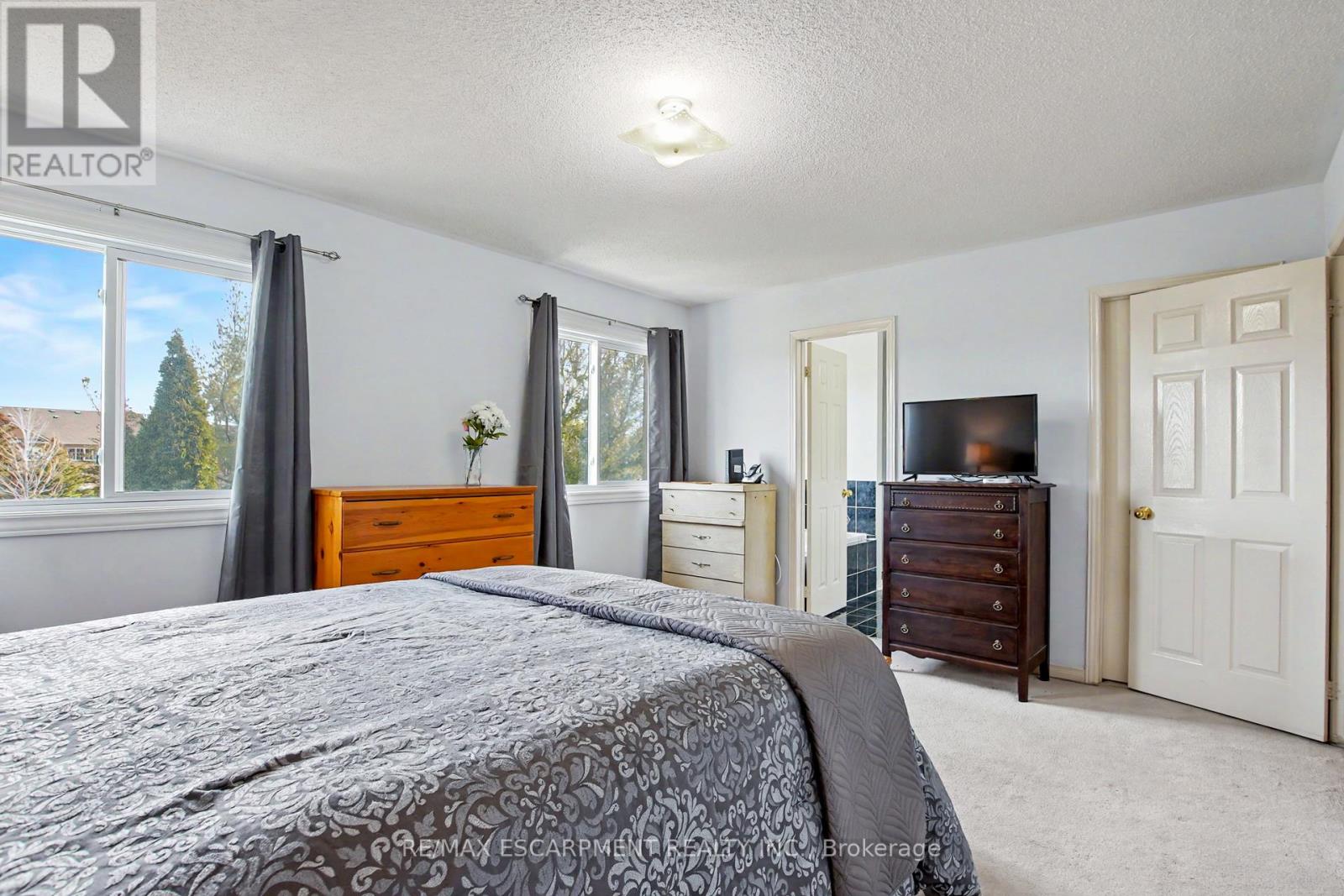 236 FITZGERALD CRESCENT, Milton (DE Dempsey), Ontario, L9T5Y4 — Photo 16