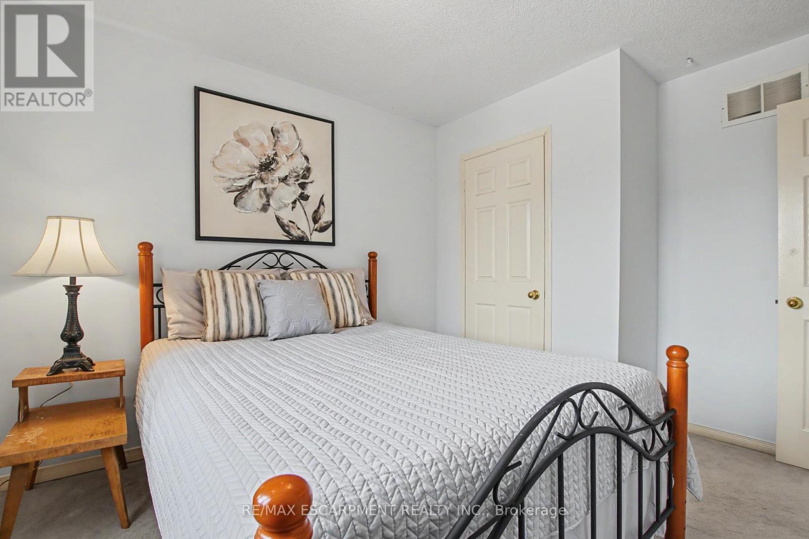 236 FITZGERALD CRESCENT, Milton (DE Dempsey), Ontario, L9T5Y4 — Photo 21