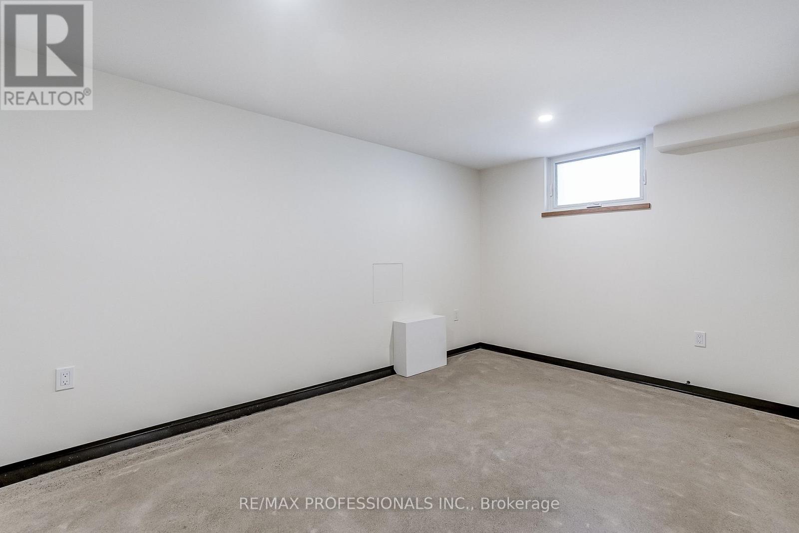BSMT - 9 CASHMAN CRESCENT, Toronto (Rockcliffe-Smythe), Ontario, M6N4M6 — Photo 10