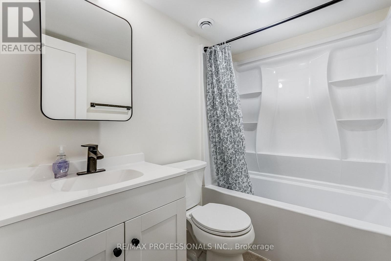BSMT - 9 CASHMAN CRESCENT, Toronto (Rockcliffe-Smythe), Ontario, M6N4M6 — Photo 12