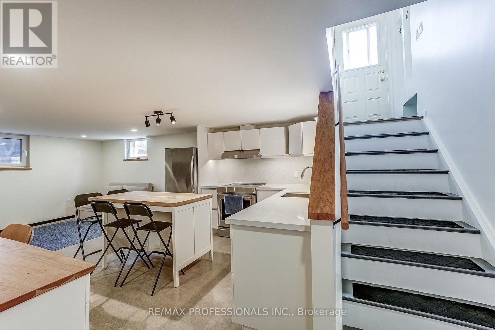 BSMT - 9 CASHMAN CRESCENT, Toronto (Rockcliffe-Smythe), Ontario, M6N4M6 — Photo 13