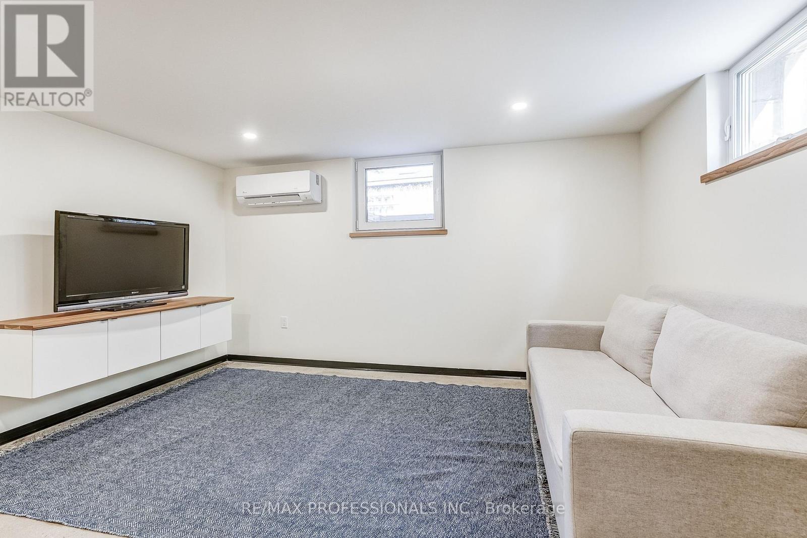 BSMT - 9 CASHMAN CRESCENT, Toronto (Rockcliffe-Smythe), Ontario, M6N4M6 — Photo 17