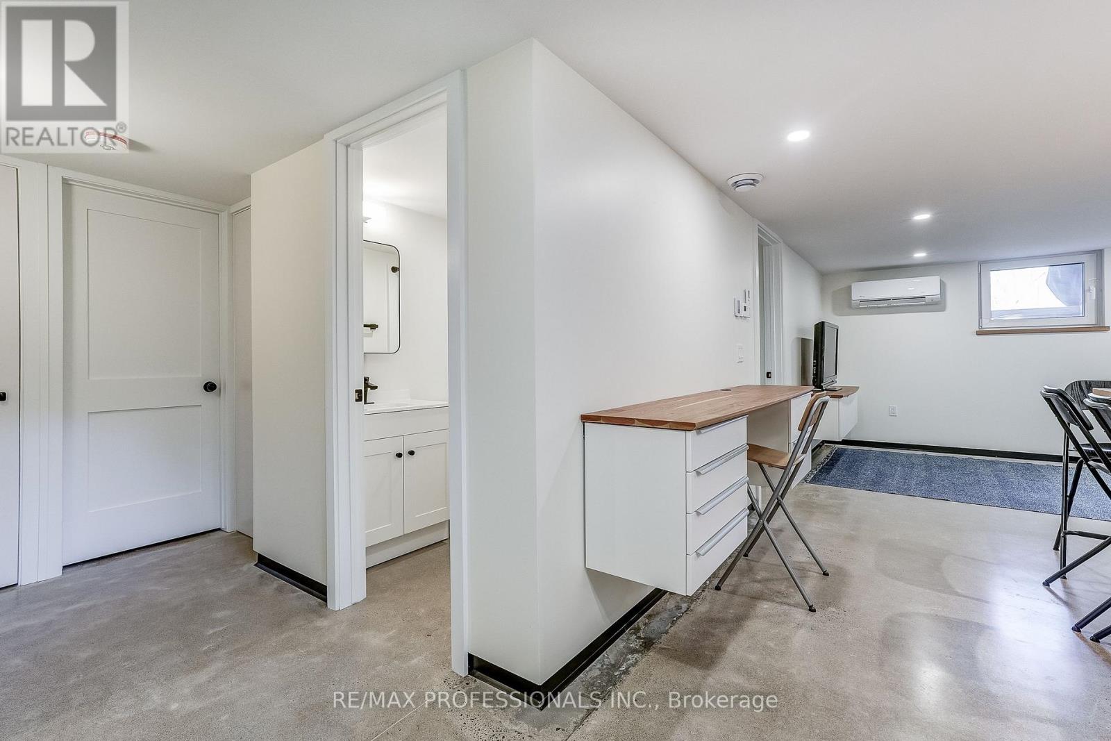 BSMT - 9 CASHMAN CRESCENT, Toronto (Rockcliffe-Smythe), Ontario, M6N4M6 — Photo 7