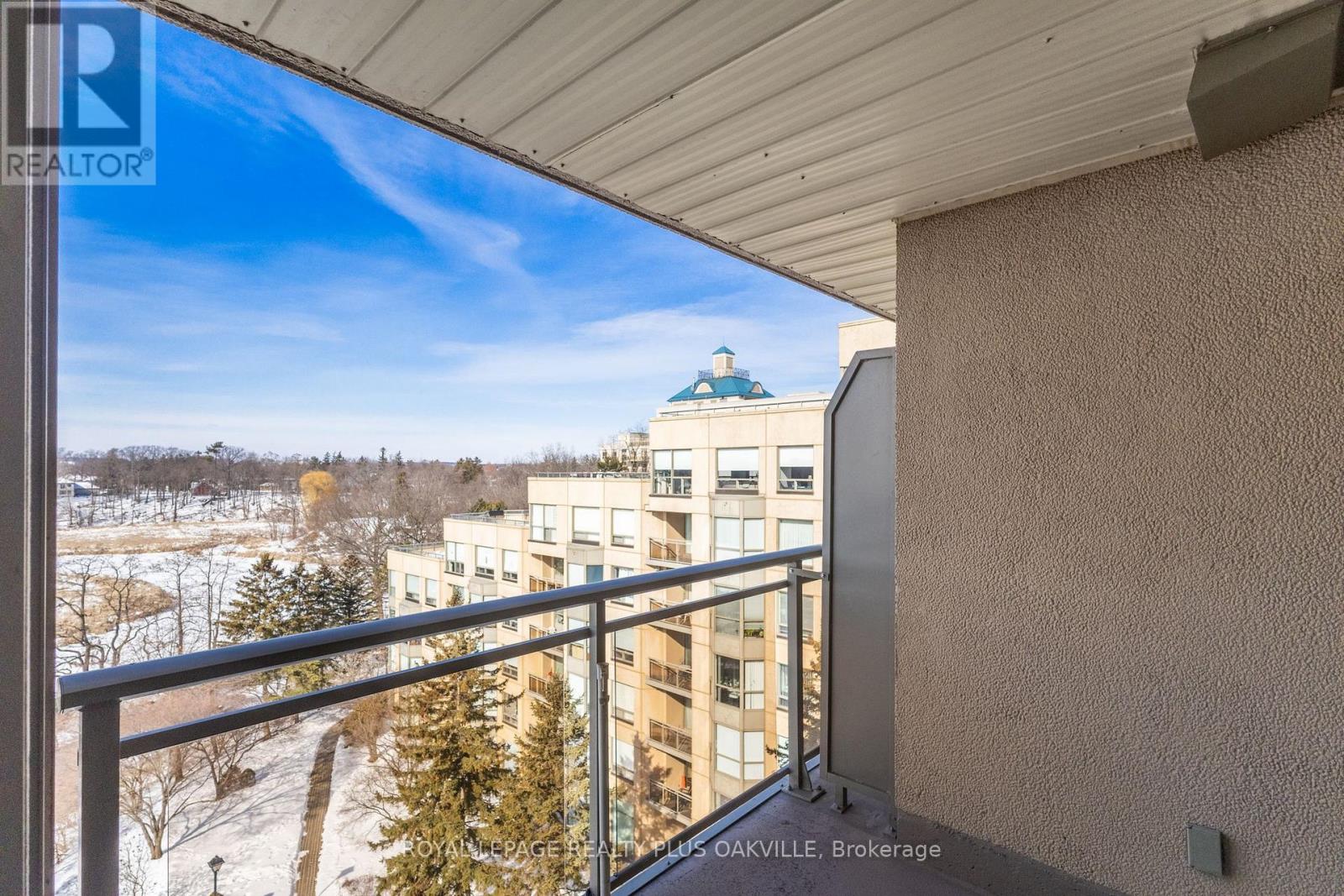 718 - 2511 LAKESHORE ROAD W, Oakville (BR Bronte), Ontario, L6L6L9 — Photo 32