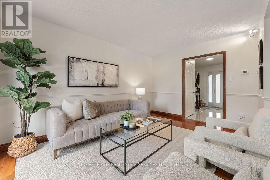 161 RIVERVIEW STREET, Oakville (BR Bronte), Ontario, L6L5S2 — Photo 4