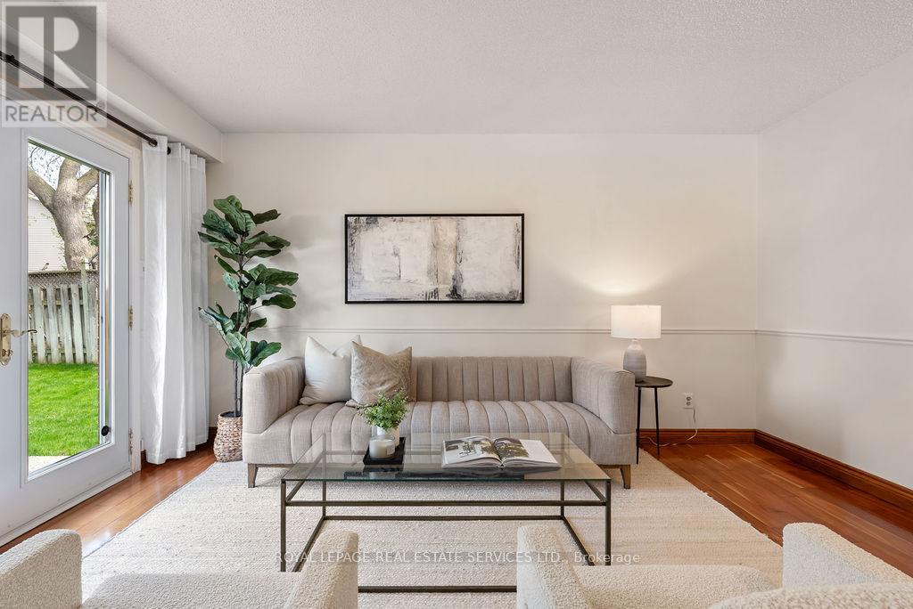 161 RIVERVIEW STREET, Oakville (BR Bronte), Ontario, L6L5S2 — Photo 5