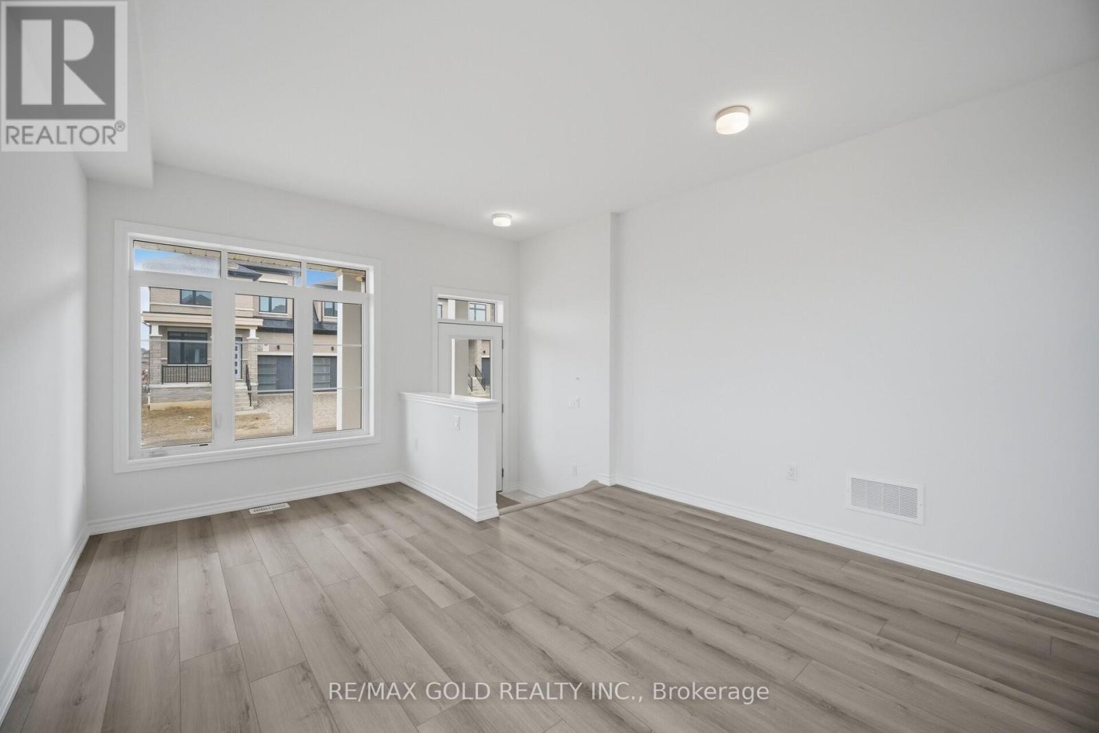 31 WATKINS ROAD, Brampton (Sandringham-Wellington North), Ontario, L6R4E3 — Photo 3