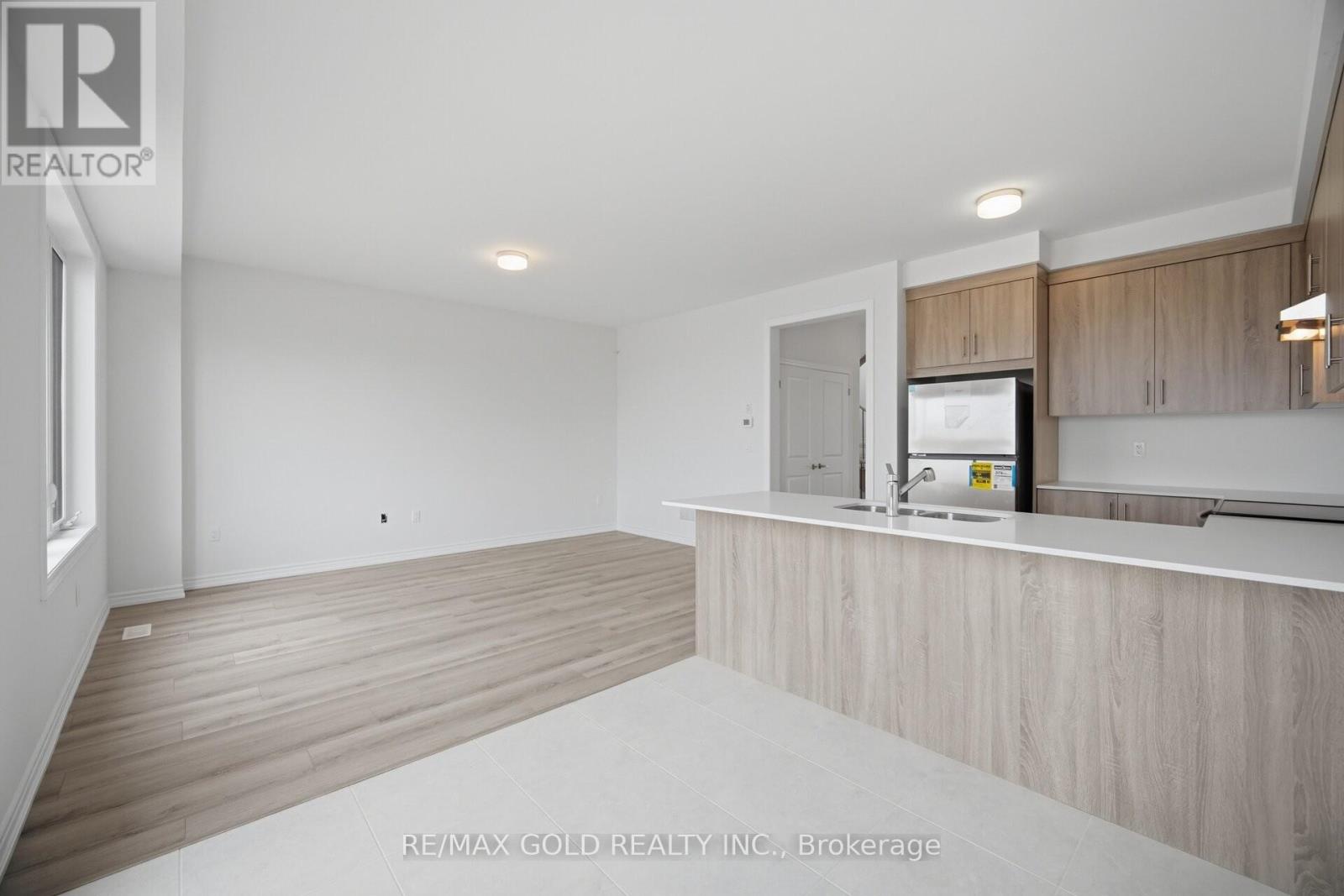 31 WATKINS ROAD, Brampton (Sandringham-Wellington North), Ontario, L6R4E3 — Photo 9