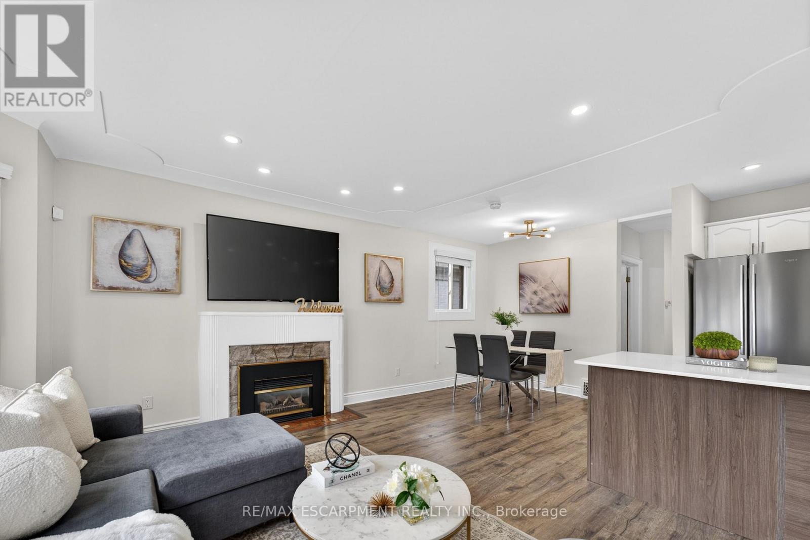 53 BRUCEDALE AVENUE E, Hamilton (Centremount), Ontario, L9A1N2 — Photo 9