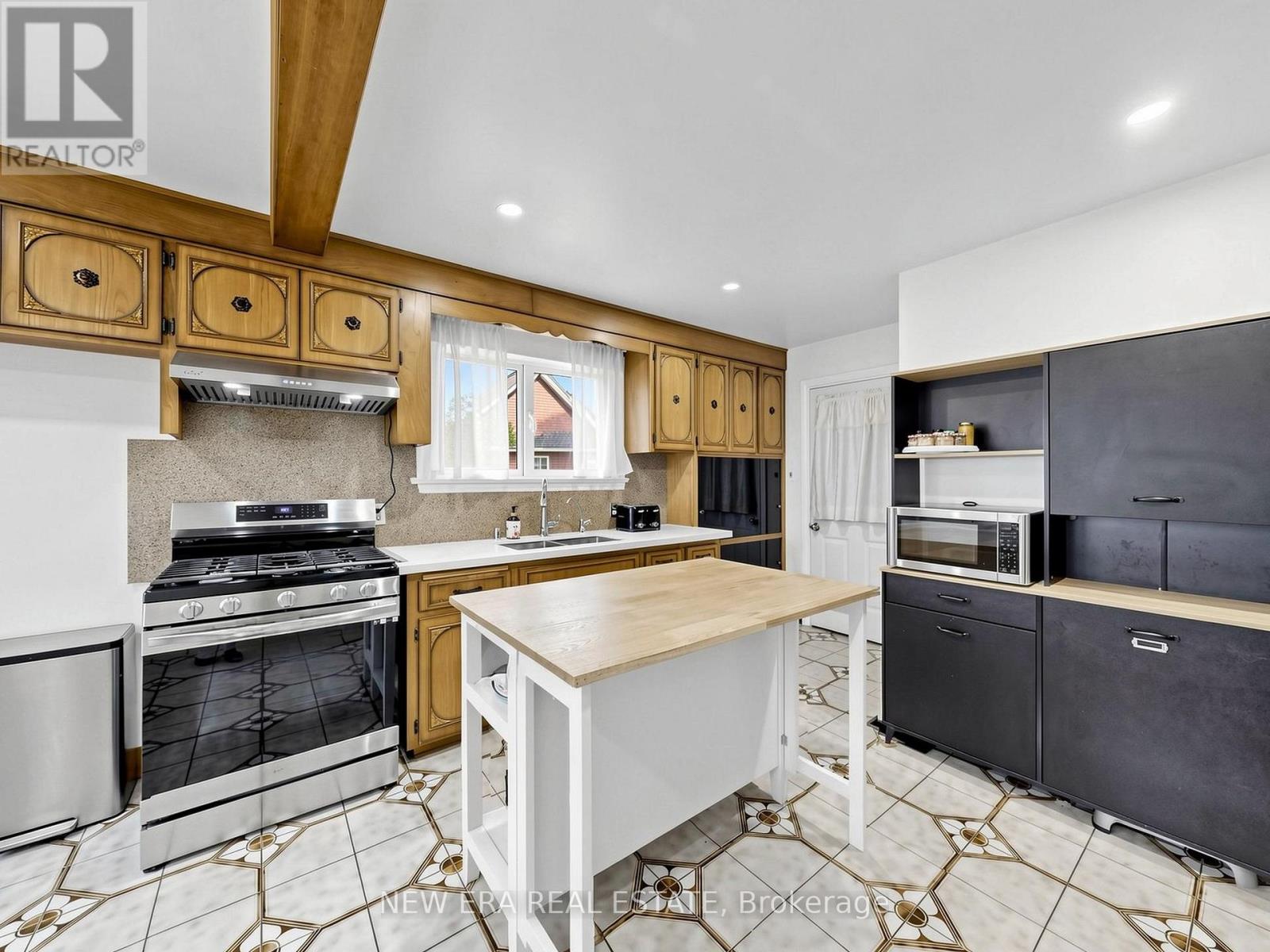 48 CHRISTOPHER DRIVE, Cambridge, Ontario, N1R4R6 — Photo 13