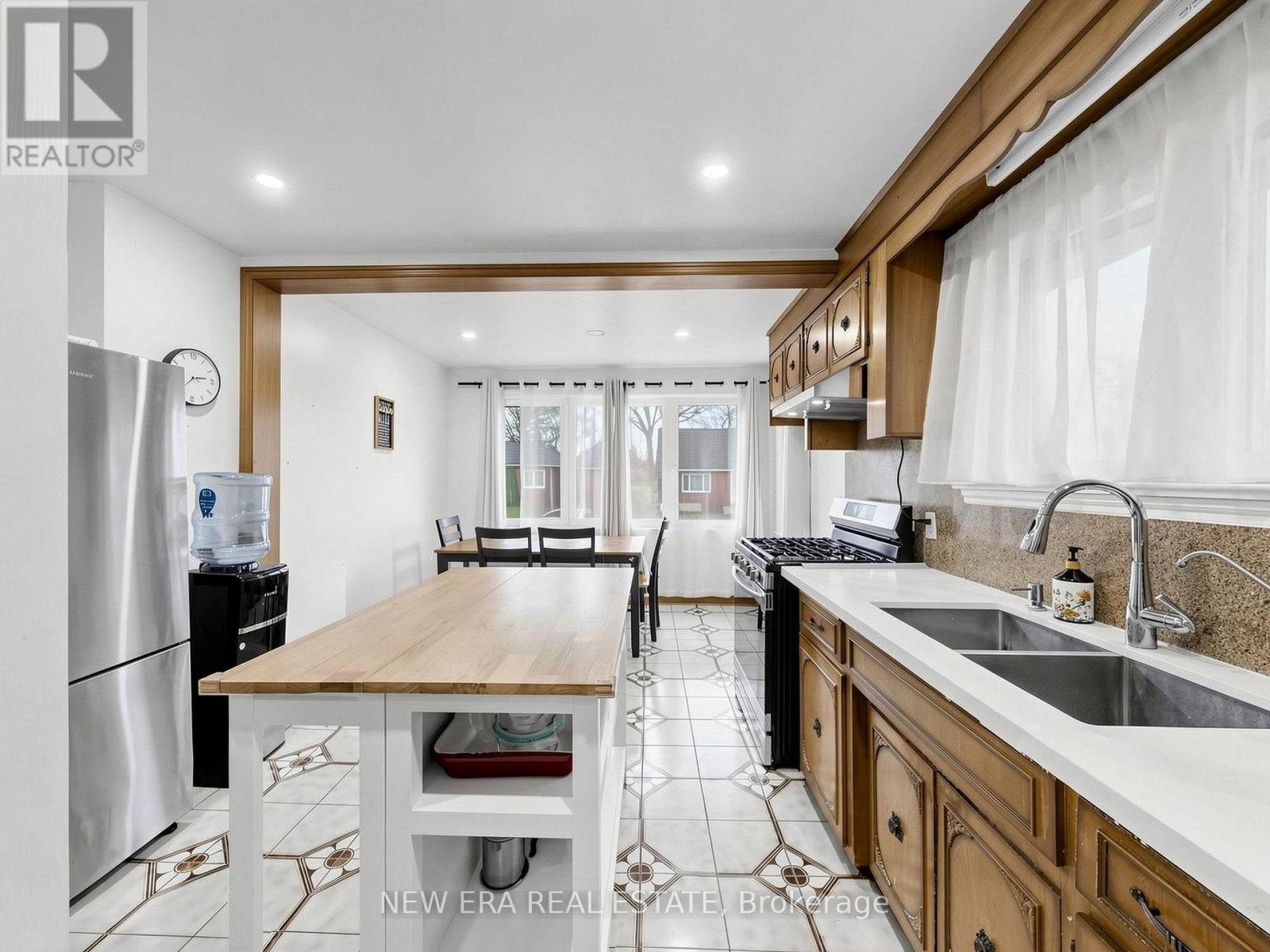 48 CHRISTOPHER DRIVE, Cambridge, Ontario, N1R4R6 — Photo 14