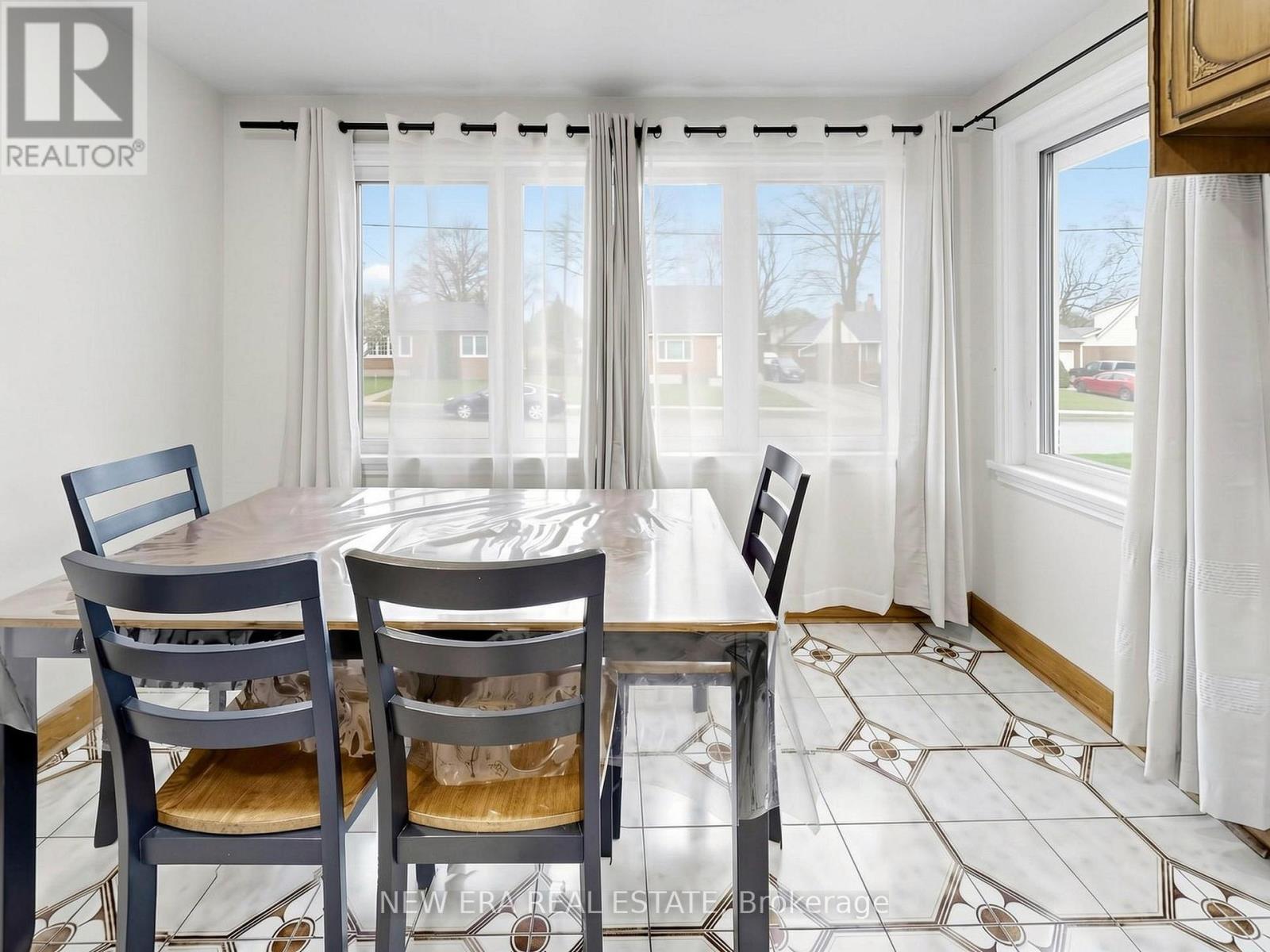 48 CHRISTOPHER DRIVE, Cambridge, Ontario, N1R4R6 — Photo 18