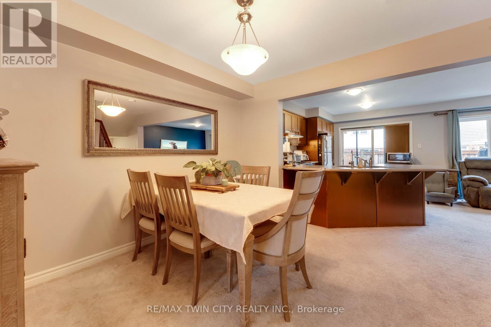 21 POSTMASTER DRIVE, Kitchener, Ontario, N2R0J2 — Photo 11