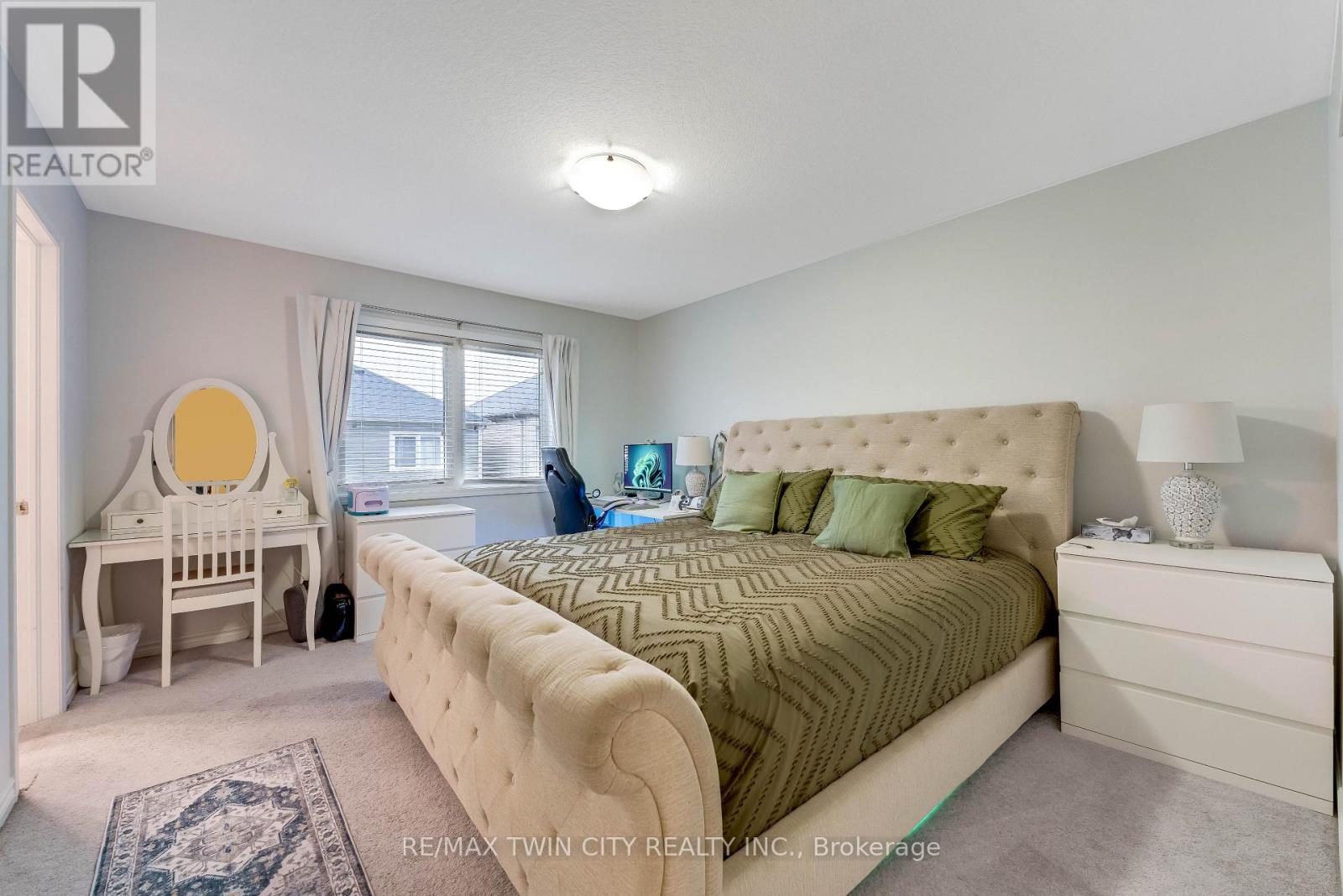 21 POSTMASTER DRIVE, Kitchener, Ontario, N2R0J2 — Photo 17