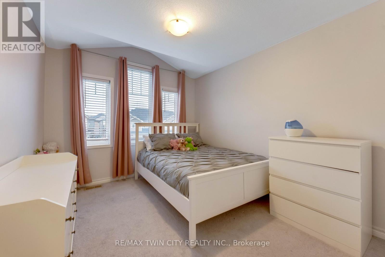 21 POSTMASTER DRIVE, Kitchener, Ontario, N2R0J2 — Photo 25