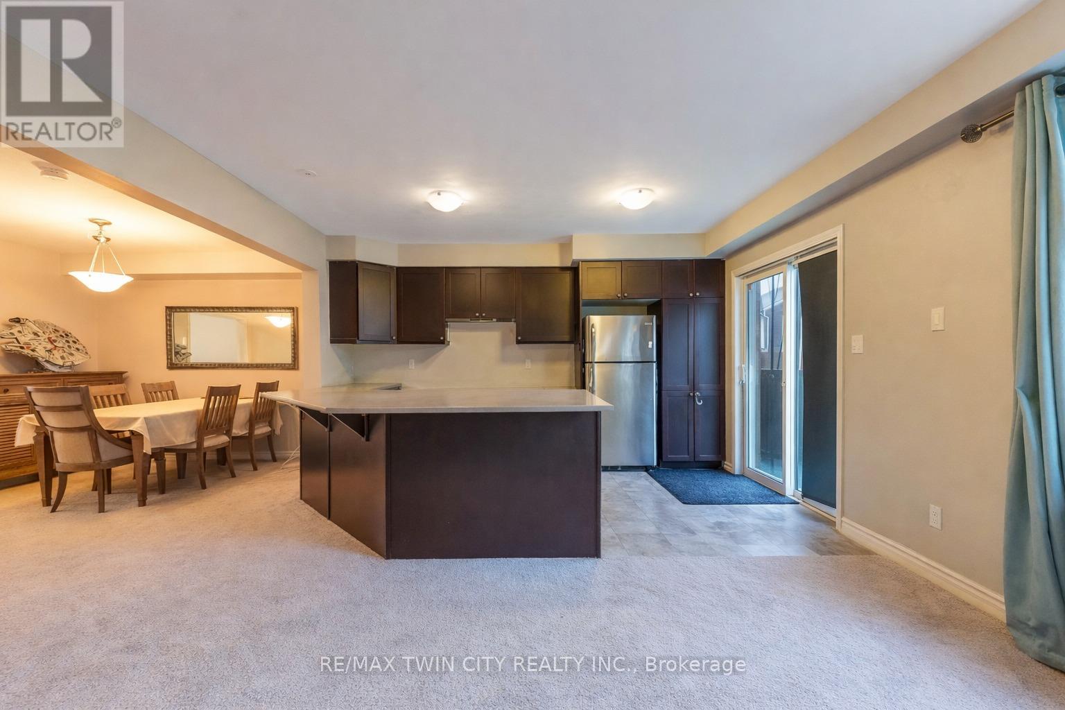 21 POSTMASTER DRIVE, Kitchener, Ontario, N2R0J2 — Photo 8