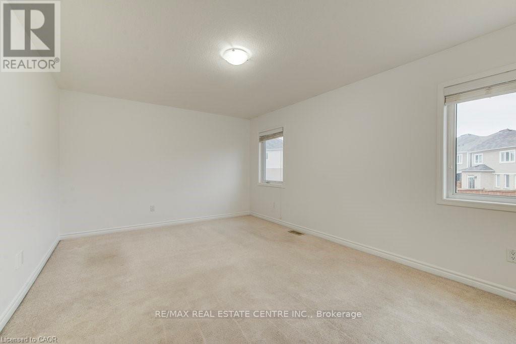 11 COMPASS TRAIL, Cambridge, Ontario, N3E0B7 — Photo 35