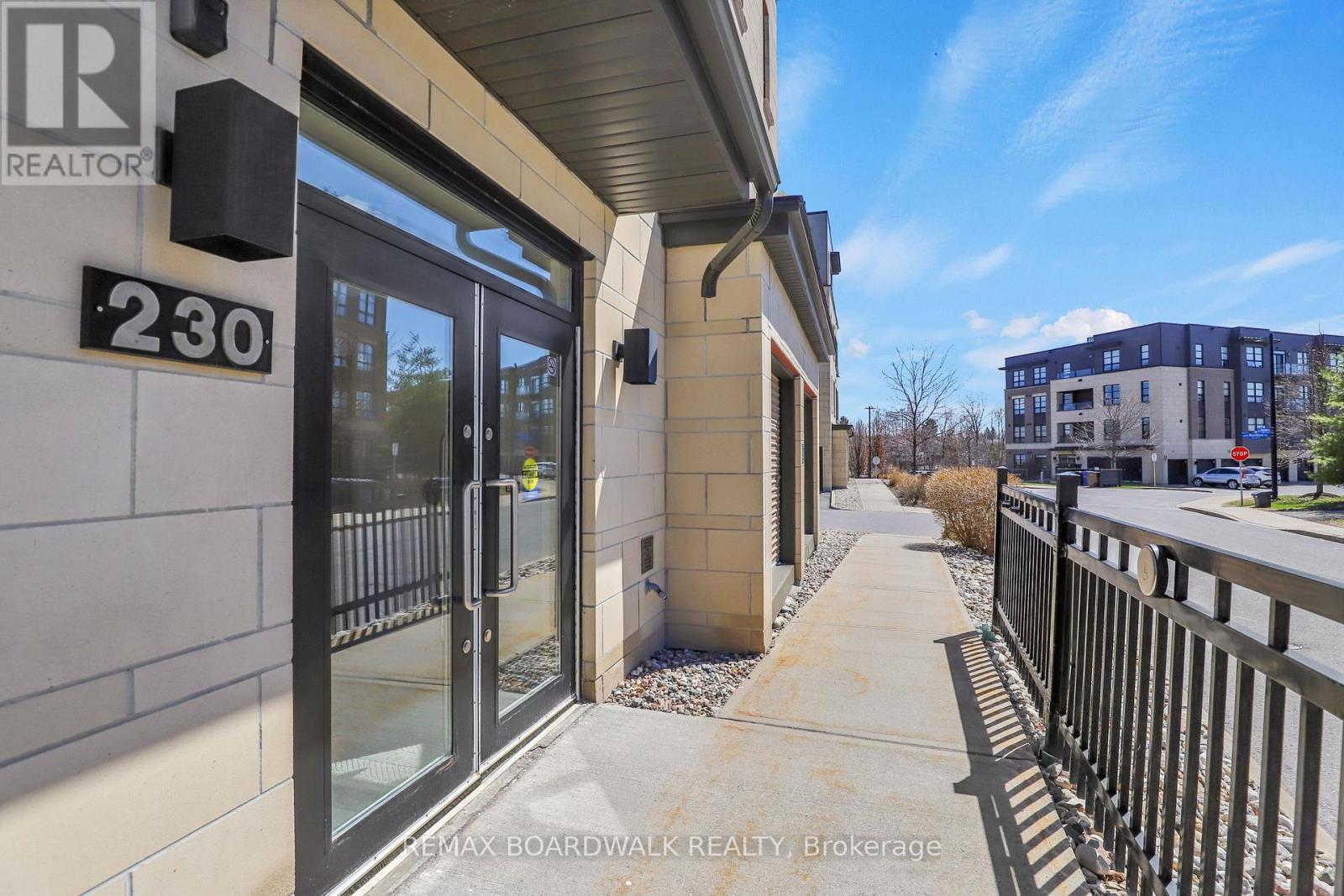 #202 - 230 TITANIUM PRIVATE E, Ottawa, Ontario, K1C0C1 — Photo 10