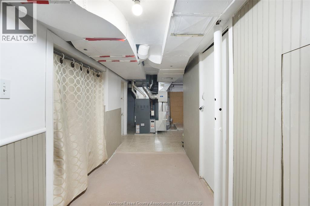 907 GLADSTONE AVENUE Unit# MAIN, Windsor, Ontario, N9A2R5 — Photo 19