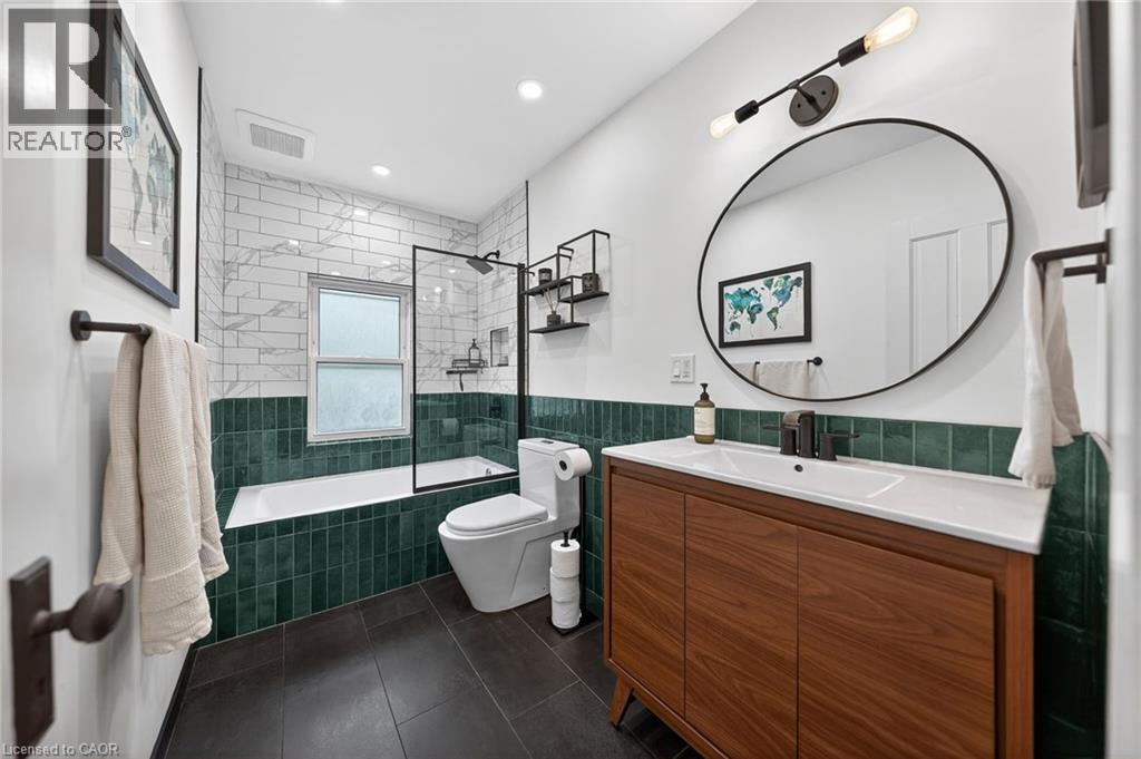 282 PARK Street, Kitchener, Ontario, N2G1N1 — Photo 29